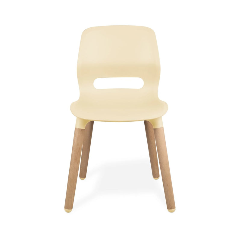 JUN WOOD - Chair with Wooden Frame and shell OYSTER WHITE