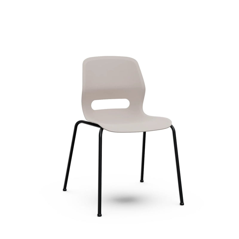 JUN BASIC - Chair with Basic Black Frame and shell CREAM