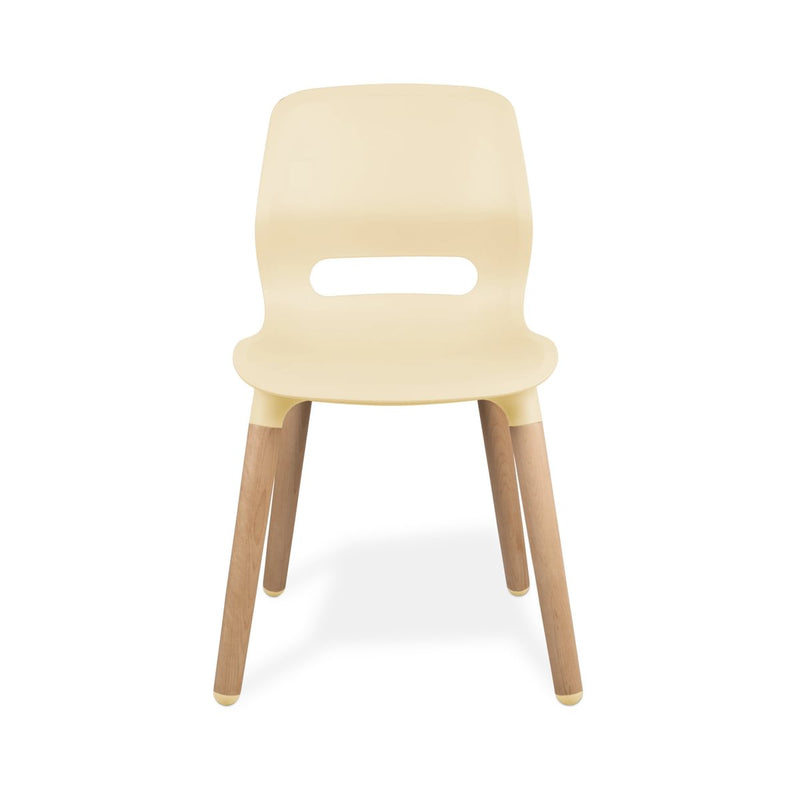 JUN WOOD - Chair with Wooden Frame and shell OYSTER WHITE